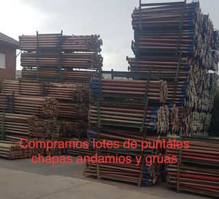 Lotes de puntales, chapas y andamios
