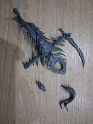 Ion R. Warhammer Idol of Khaine