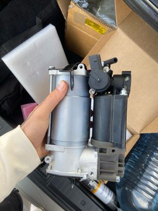 Compresor suspensión neumática OEM 2113200104