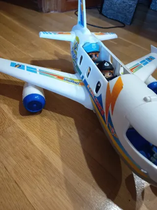 Avión grande Pinypon Action