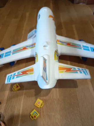 Avión grande Pinypon Action