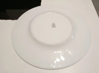 PLATO DECORATIVO DE PORCELANA DE ESTILO EGIPCIO