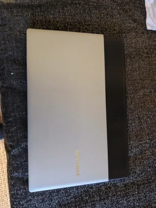 Portátil Samsung RV515