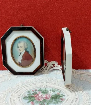 2 Cuadros Retratos Antiguos Octogonales