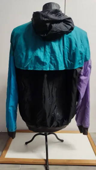 Chaqueta Nike vintage tipo años 90's talla M
