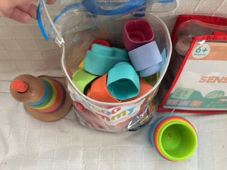 Juguetes Clementoni y apilables