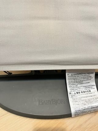 Hamaca Babybjörn gris con funda extra