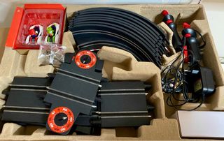 Carrera GO! Mario Kart Nintendo Slot + coche Wario