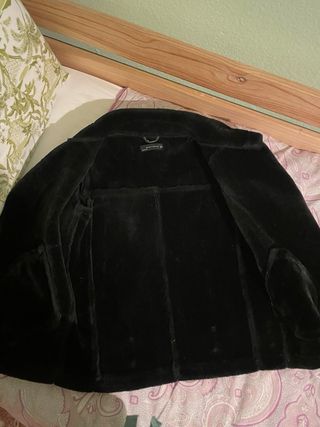 Cazadora Zara doble faz negra T. XS