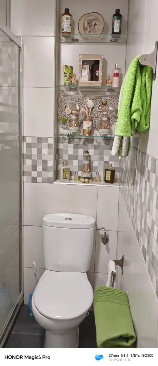 Se alquila habitacion