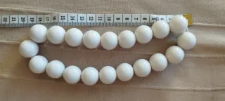 Collar de perlas grandes