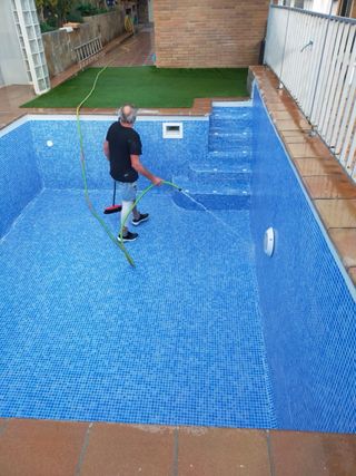 MJ Piscinas y Reformas