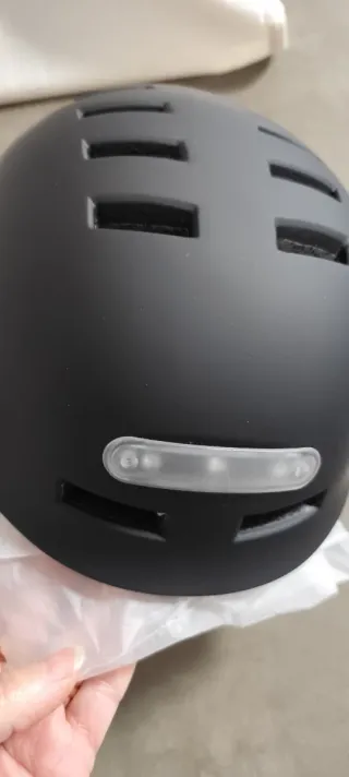 Casco Negro con Luz