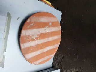 Pannello in terracotta con luna e sole