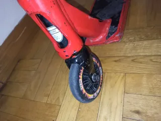 Patinete Scooter Rojo y Negro