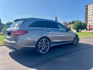 Mercedes-Benz AMG C250 4matic
