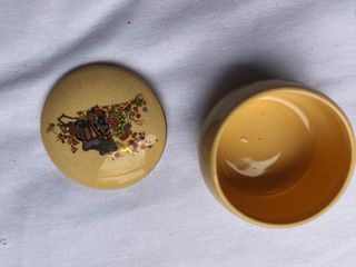 Caja japonesa lacada vintage con tapa