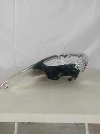 FARO TRASERO MAGNETI MARELLI