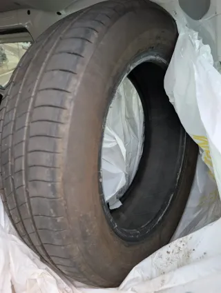 Neumático Michelin 175/65 R15 84H