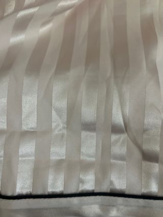 Pijama Satén Rayas estiloVictoria's Secret Talla M