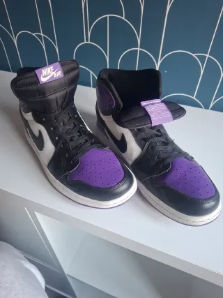 Nike Air Jordan 1 Morado Blanco