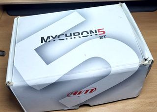 AIM Mychron 5 2T con sensores temperatura