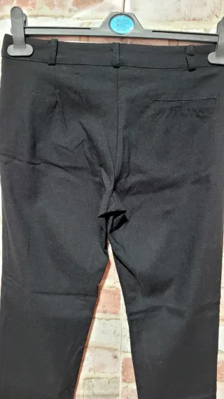 Pantalón elástico negro