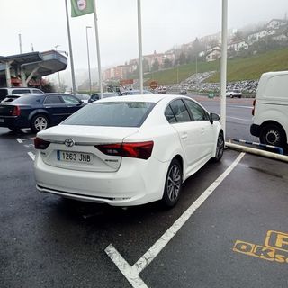 Toyota Avensis 2016