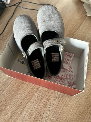 Bailarinas niña grises talla 32