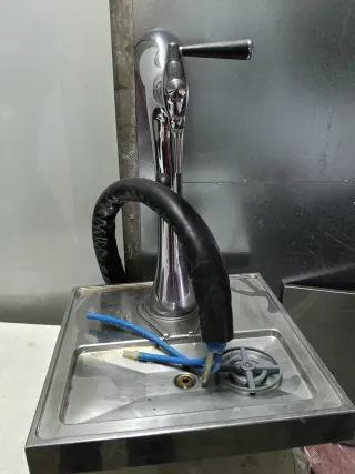 Tirador de cerveza con enfriador