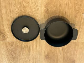 Olla di cast iron KitchenAid 22cm 3.3L con coperchio