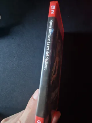 Caja Hyrule Warriors: La era del destierro Switch