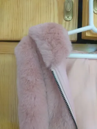 Chaleco de pelo rosa