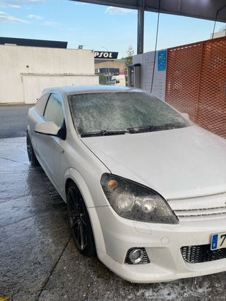 Opel Astra gtc muy buen estado