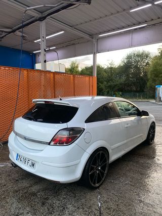 Opel Astra gtc muy buen estado