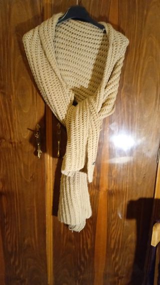 Bufanda y guantes de invierno beige