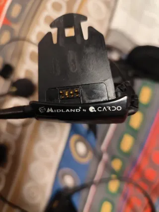 Intercomunicadores Cardo Midland.