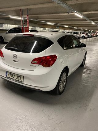 Opel Astra 2016