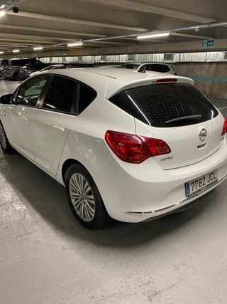 Opel Astra 2016