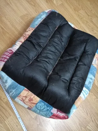 Letto per cani multicolore e rosa