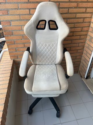 Silla de escritorio gaming beige y blanca