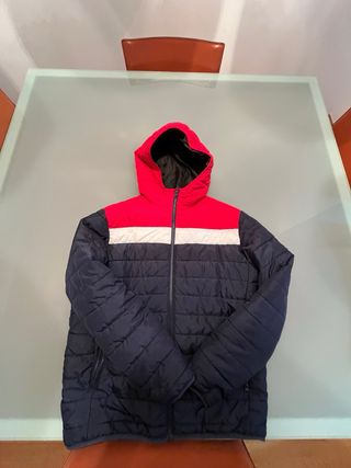 Chaqueta Jack & Jones azul y roja
