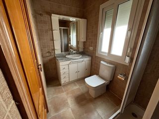 Habitación muy cómoda y luminosa