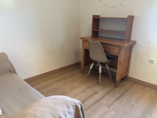 Habitación muy cómoda y luminosa