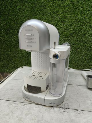 Cafetera semiautomática para café molido - Cecotec