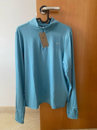Sudadera nueva nike.
