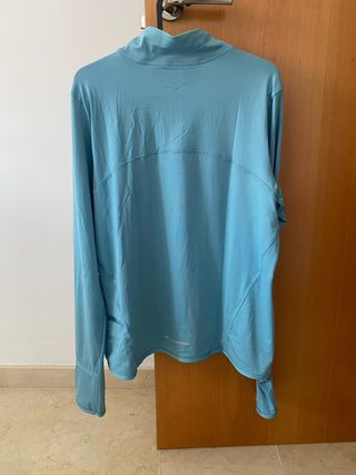 Sudadera nueva nike.