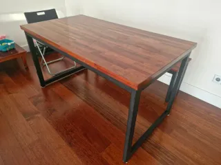 Mesa comedor y banco madera/metal