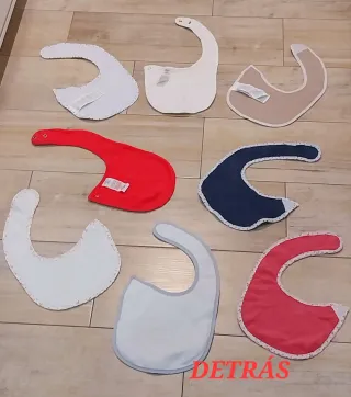 Lote 8 baberos para bebé