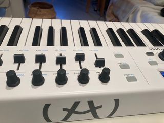 Teclat MIDI Arturia Keylab Essential 88